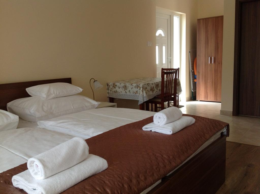 Jokai Apartmanhaz Heviz Exterior photo