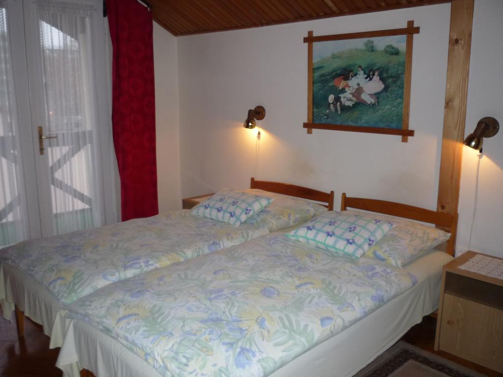 Jokai Apartmanhaz Heviz Exterior photo
